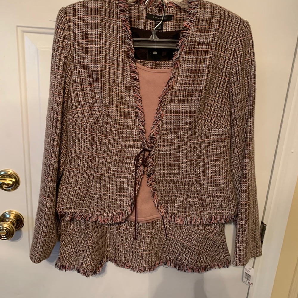 A Louben 3- piece outfit